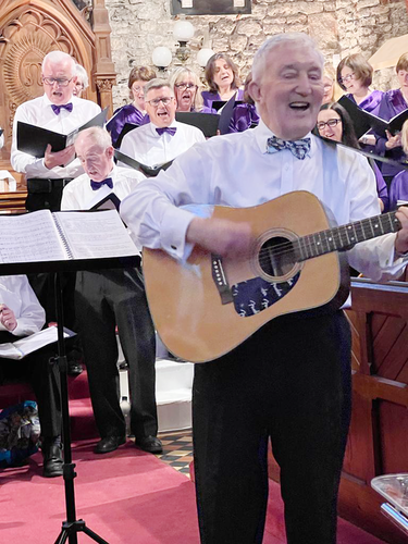 Ray accompanying the Firhouse Singers, St. Maelruains 2023